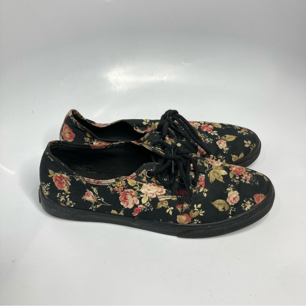 Vans floral pattern unisex sizing